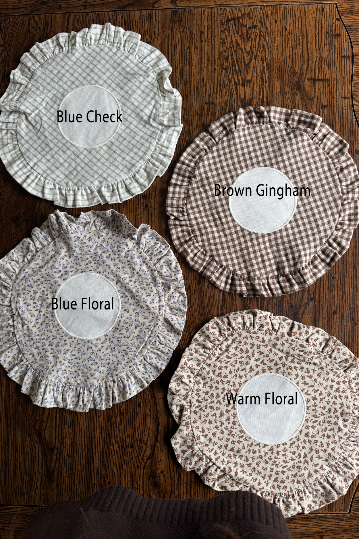 Pillow Samples: Silhouette or Petite Portrait