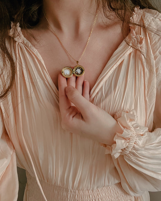 Silhouette Locket - (Locket Only/No Chain)